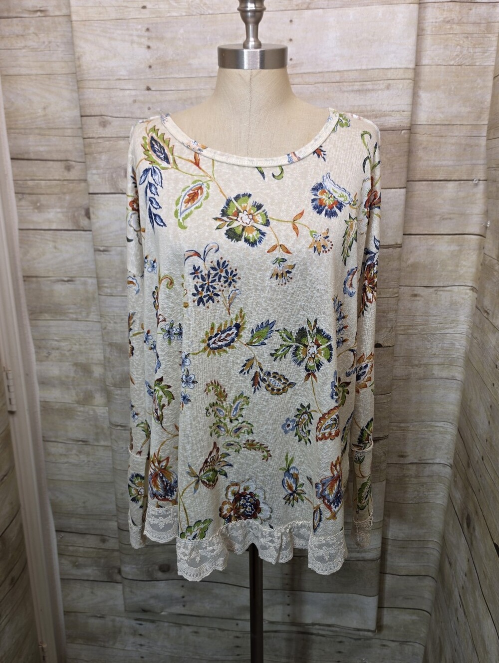 Cato Cream Floral Print Lace-Hem Long Sleeve Tunic